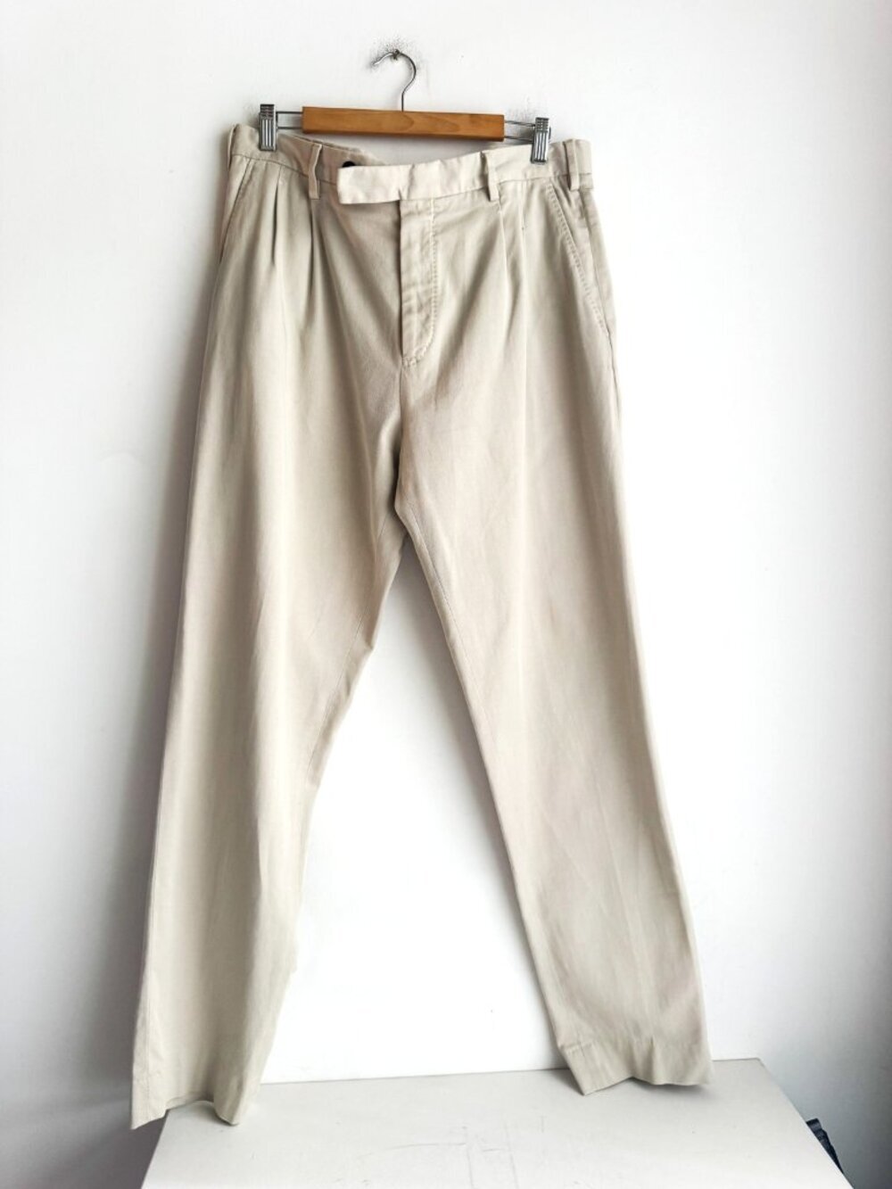 Ermenegildo Zegna Pleated Khaki Pants 36